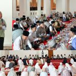 Penutupan Safari Ramadhan, Bupati Monadi Tegaskan Komitmen Pelayanan Publik Ditengah Konflik Global