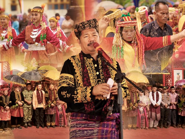 Bupati Monadi Hadiri Kenduri Sko Tigo Luhah Belui 2026, Ajak Masyarakat Jaga Adat dan Lindungi Generasi Muda