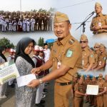 180 Siswa Terima Beasiswa Kerinci Cerdas, Wabup Murison Apresiasi Sinergi Pemkab dan BAZNAS