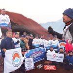 Ukir Sejarah di Atap Sumatra, Bupati Monadi Pimpin Pembacaan Sumpah Pemuda di Puncak Gunung Kerinci